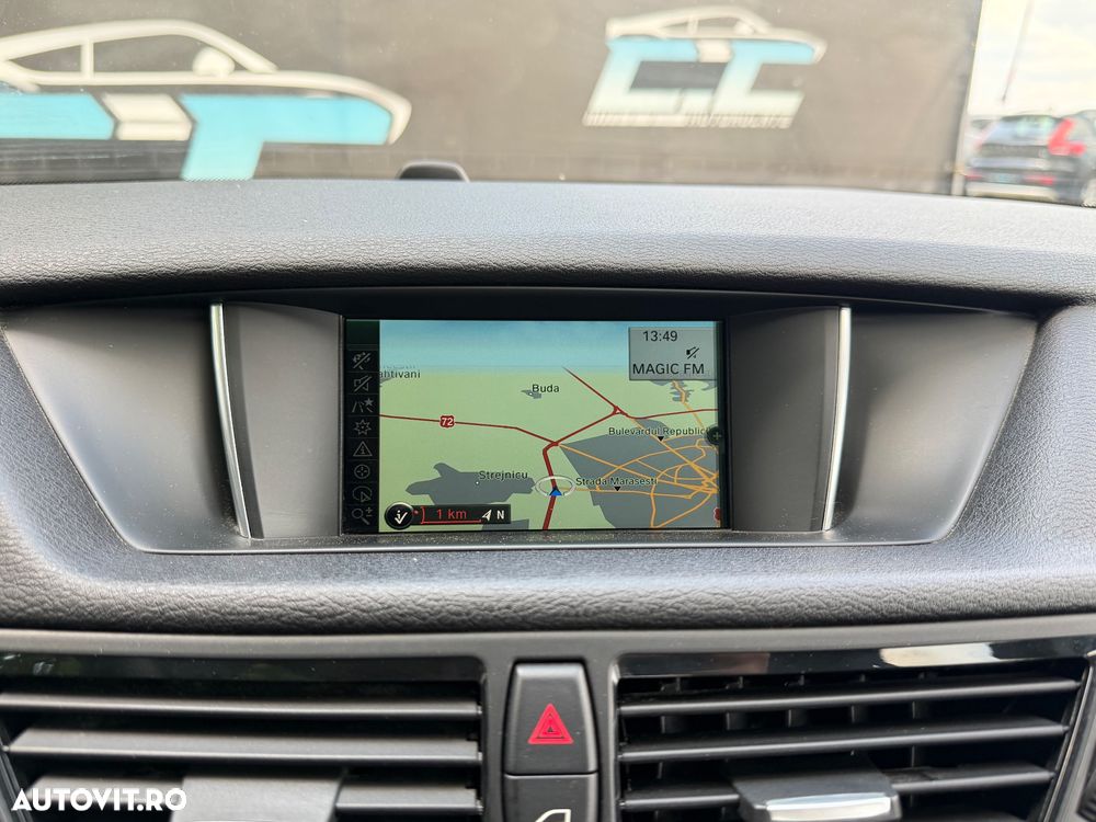 BMW X1 sDrive18d Aut. xLine - 20