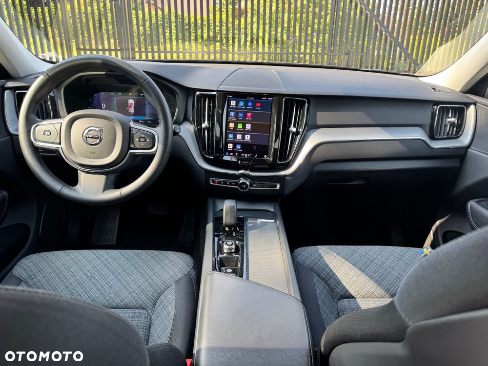 Volvo XC 60 B4 D Core - 18