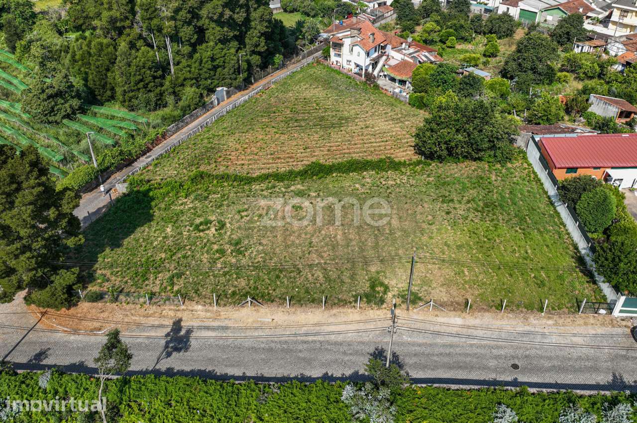 Lote para Construção Moradia Isolada ou até 2 pisos - Grijó - Grande imagem: 4/18