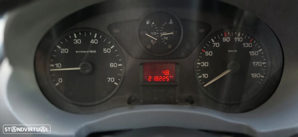 Peugeot Expert 2.0 HDi L2 - 15