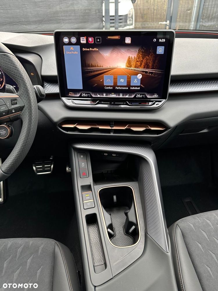 Cupra Terramar 1.5 eTSI mHEV DSG - 29