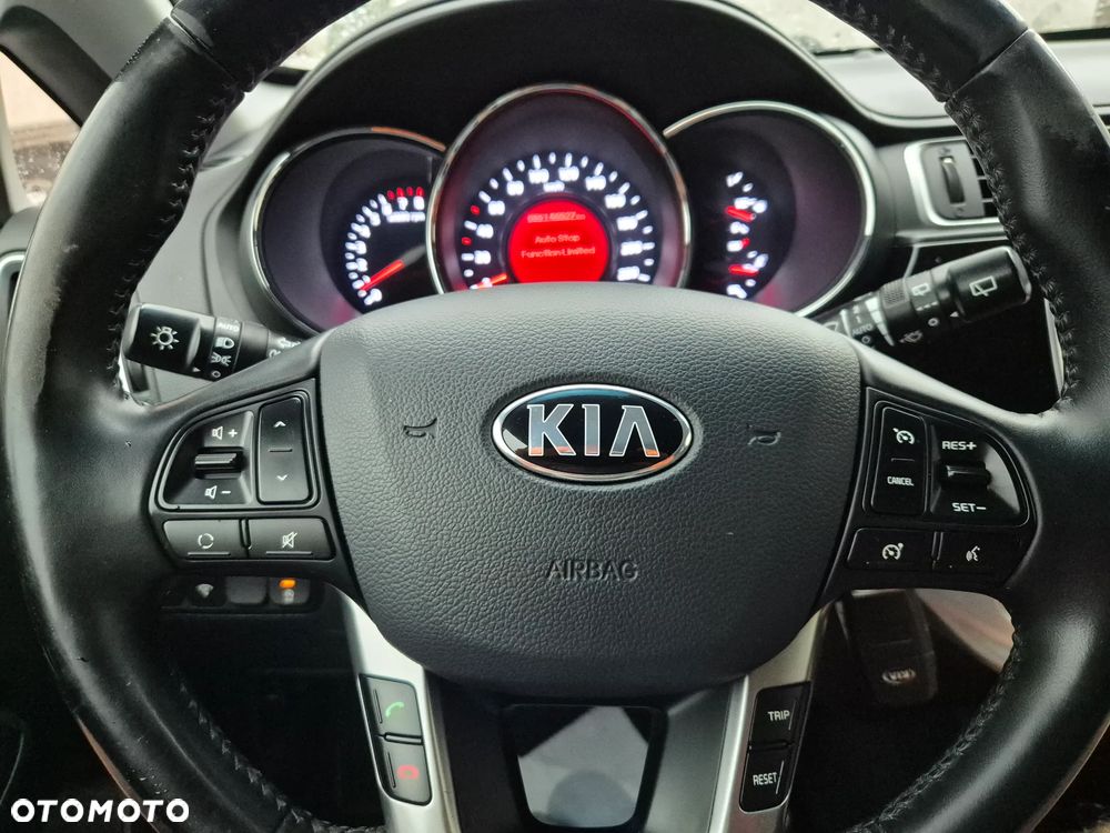 Kia Rio 1.2 Attract - 6