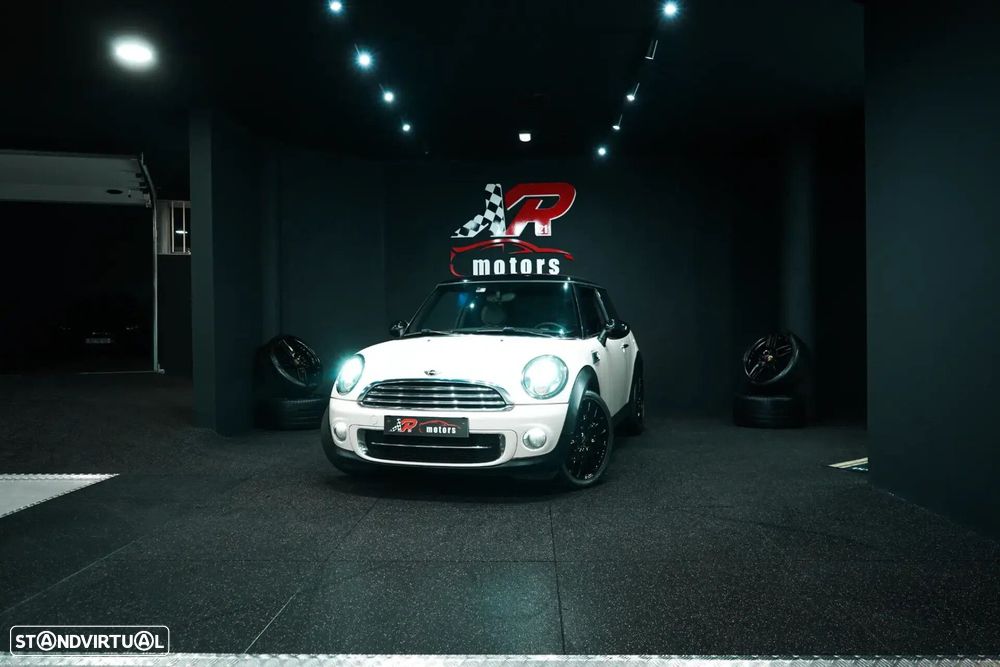 MINI 3 Portas Cooper D - 3