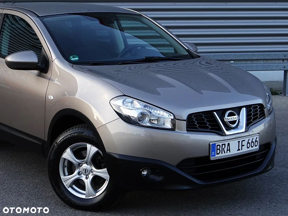 Nissan Qashqai 1.6 visia - 13