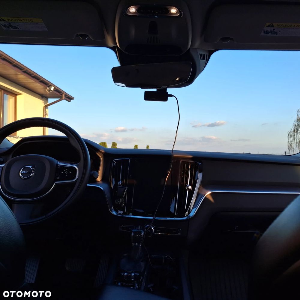 Volvo S60 T6 AWD Momentum Pro - 12