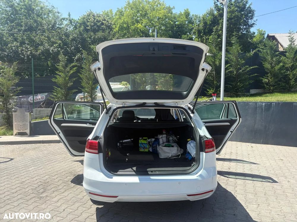 Volkswagen Passat 2.0 TDI (BlueMotion Technology) Comfortline - 15