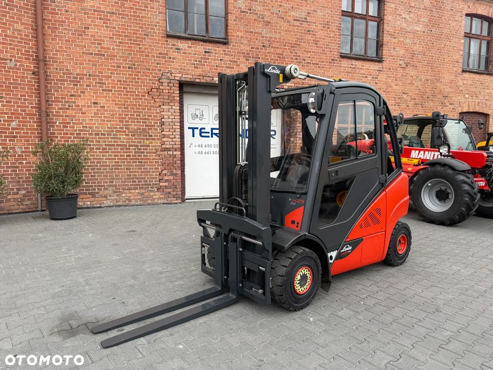 Linde H25T-02 - 1