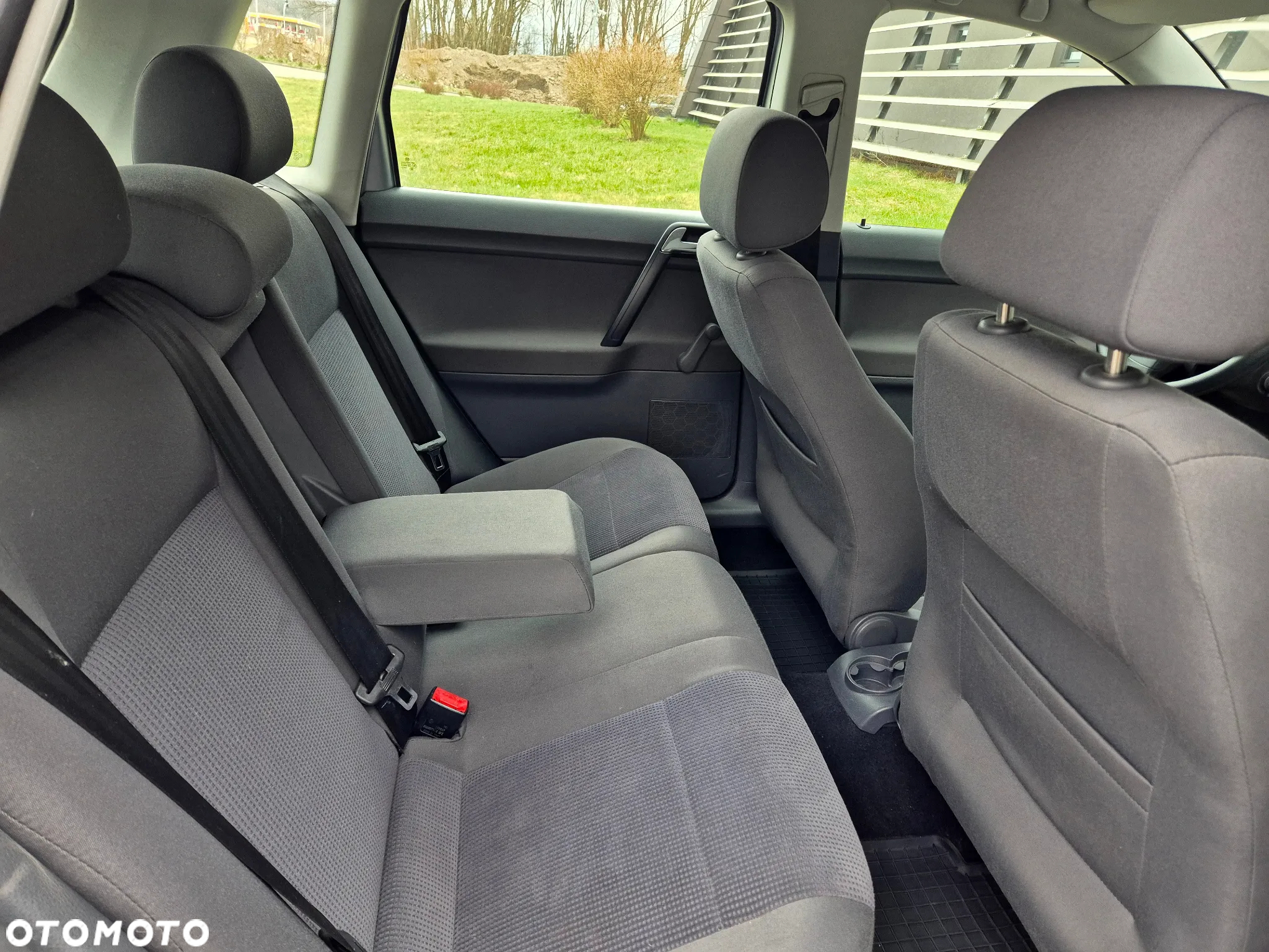 Volkswagen Polo - 25