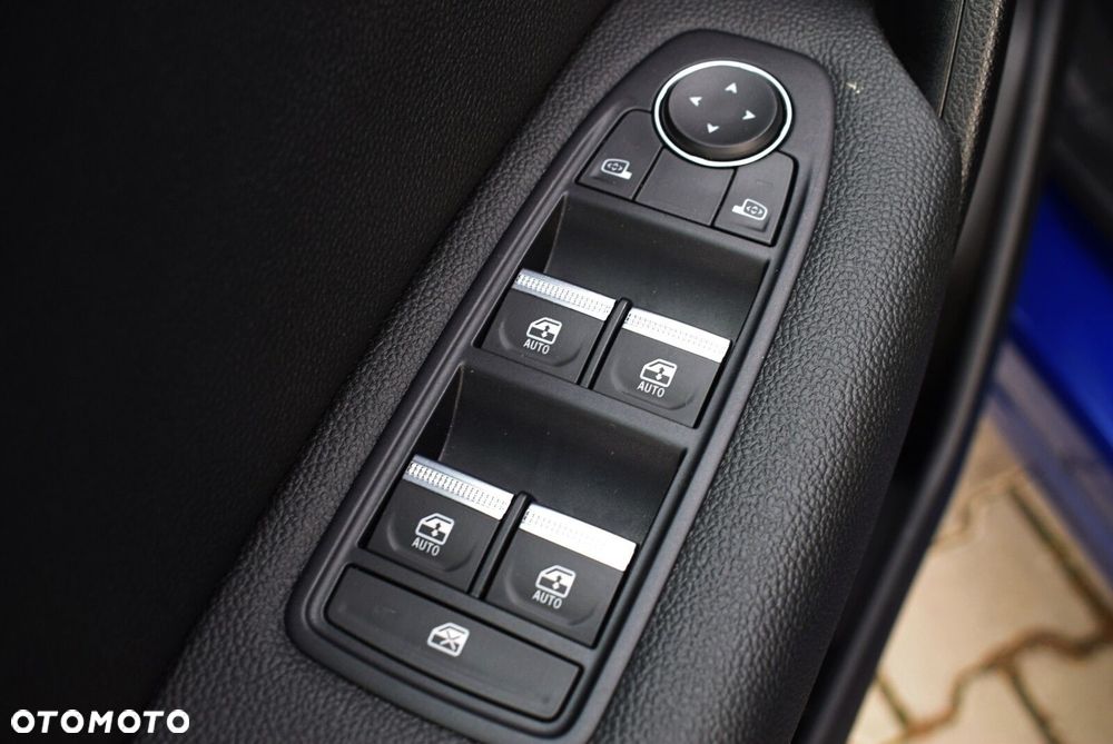 Renault Captur - 28