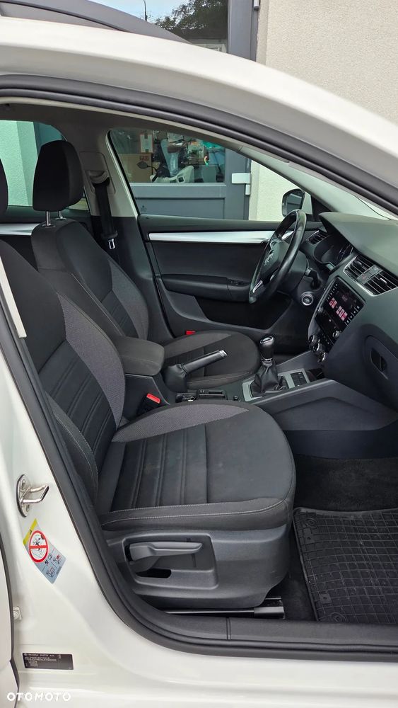 Skoda Octavia 1.6 TDI SCR Ambition - 21