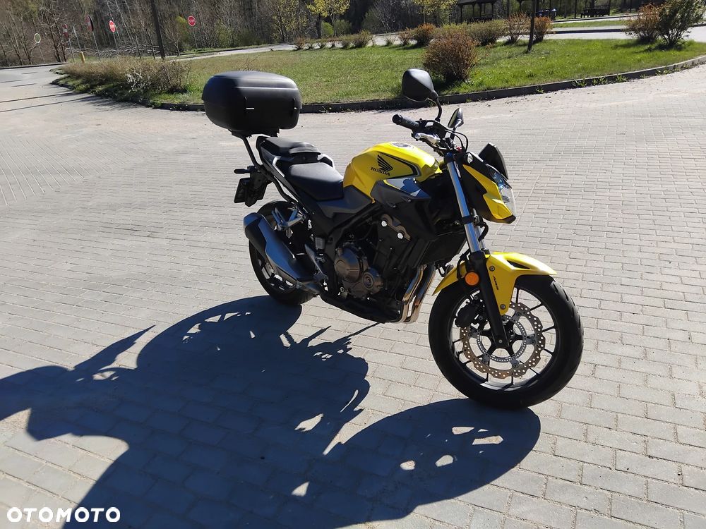 Honda CB - 1