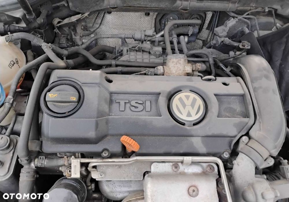 Volkswagen Golf - 14