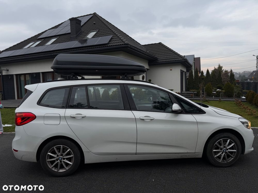 BMW Seria 2 216d - 6