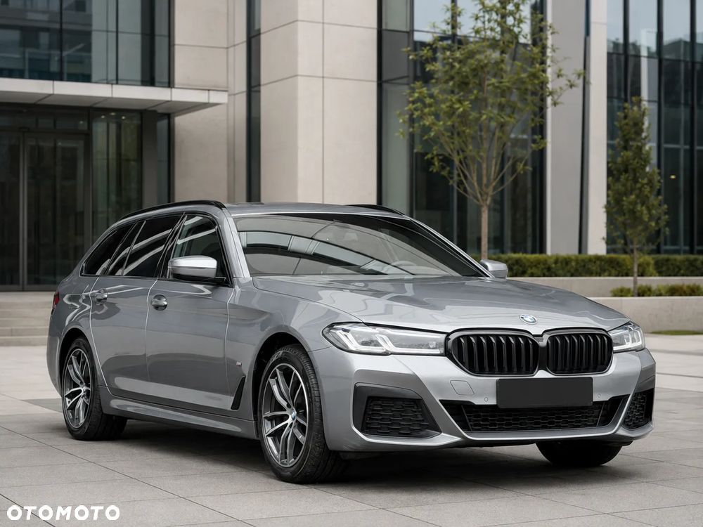 BMW Seria 5 520d xDrive mHEV M Sport sport - 2