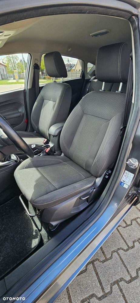 Ford Fiesta 1.0 EcoBoost S&S TITANIUM - 6