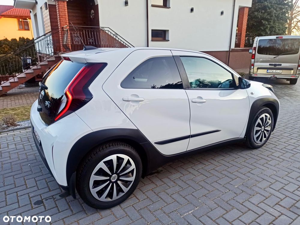 Toyota Aygo X 1.0 VVT-i Executive - 8