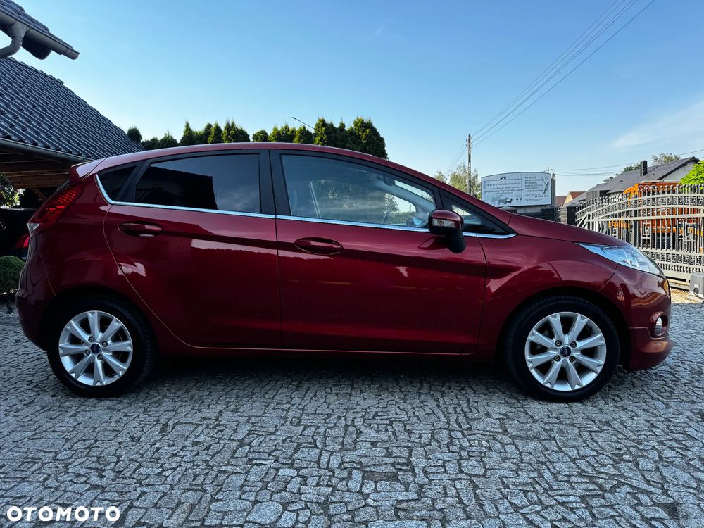 Ford Fiesta 1.25 Champions Edition - 4