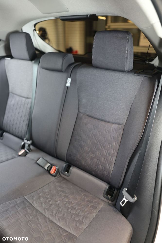 Toyota Yaris Hybrid 1.5 Style - 16