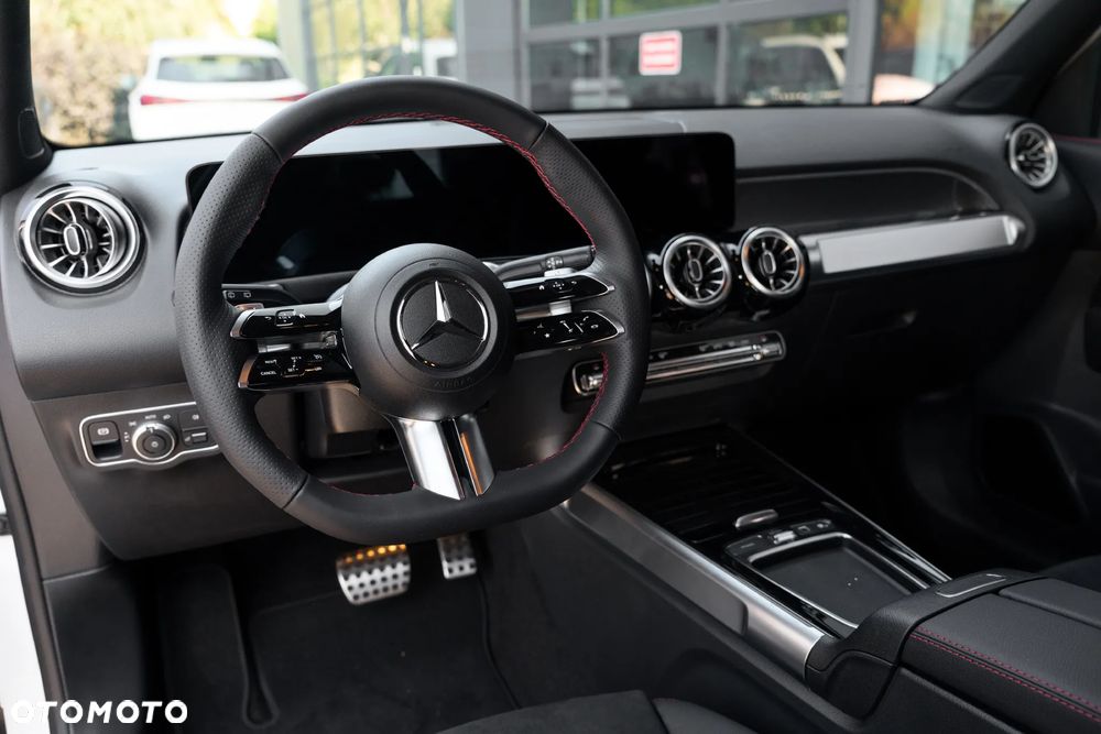 Mercedes-Benz GLB 200 d 4-Matic AMG Line 8G-DCT - 15