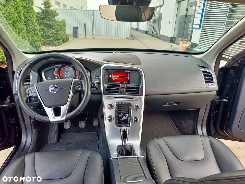 Volvo XC 60 D4 Summum - 10