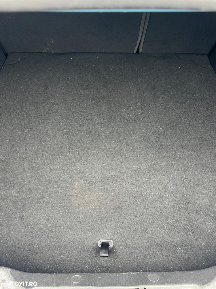 Ford Focus 1.0 EcoBoost Titanium - 8