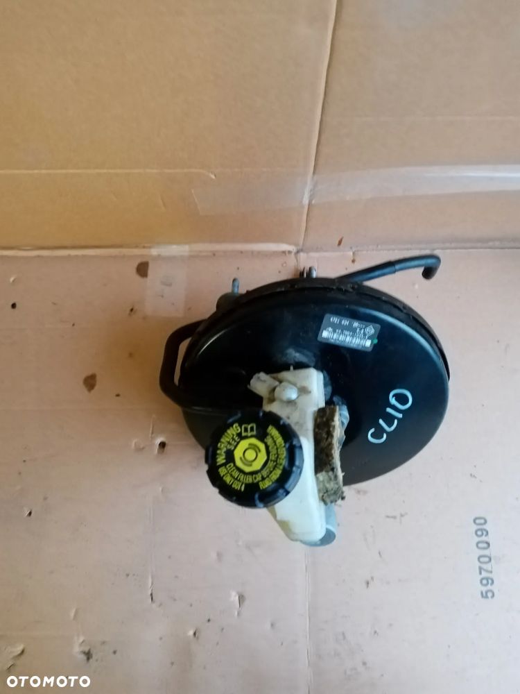 Serwo wspomaganie hamulca pompa Renault Clio III 1.2 TCE 472103448R - 2