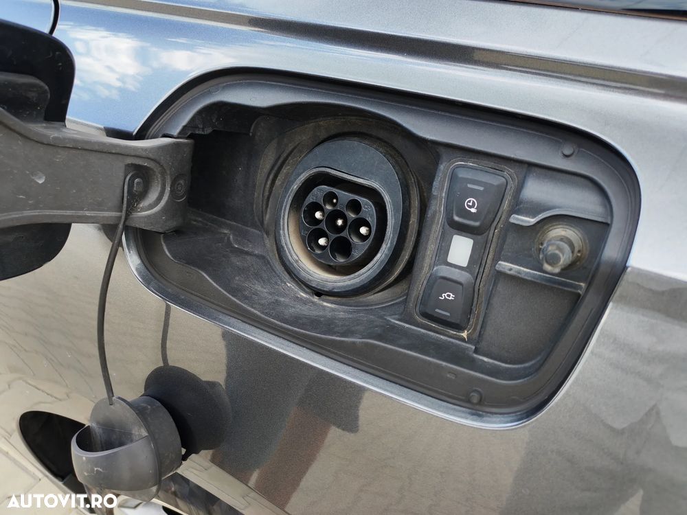 Audi A6 Limuzina 50 TFSI e quattro S tronic design - 28