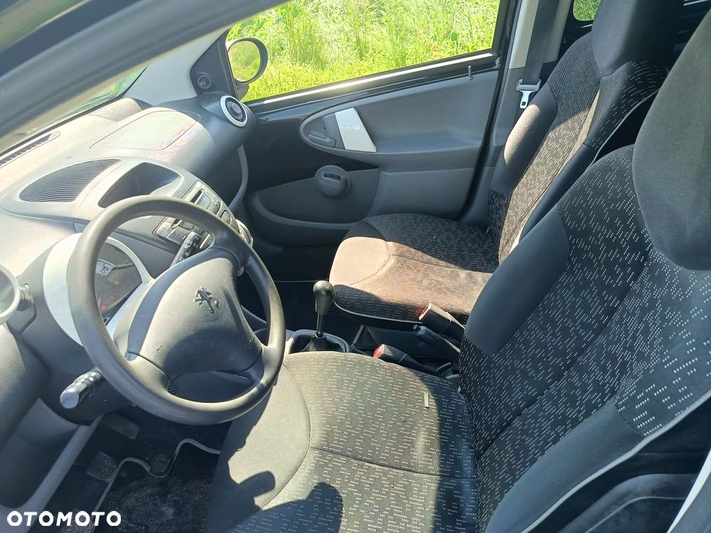 Peugeot 107 - 8
