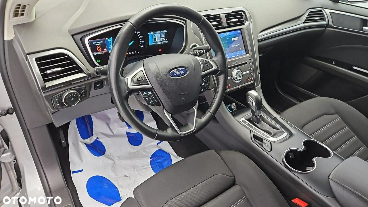 Ford Mondeo - 9