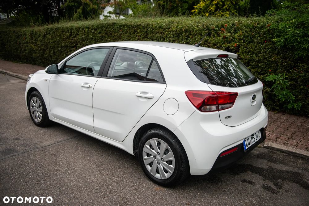 Kia Rio 1.2 Attract - 12