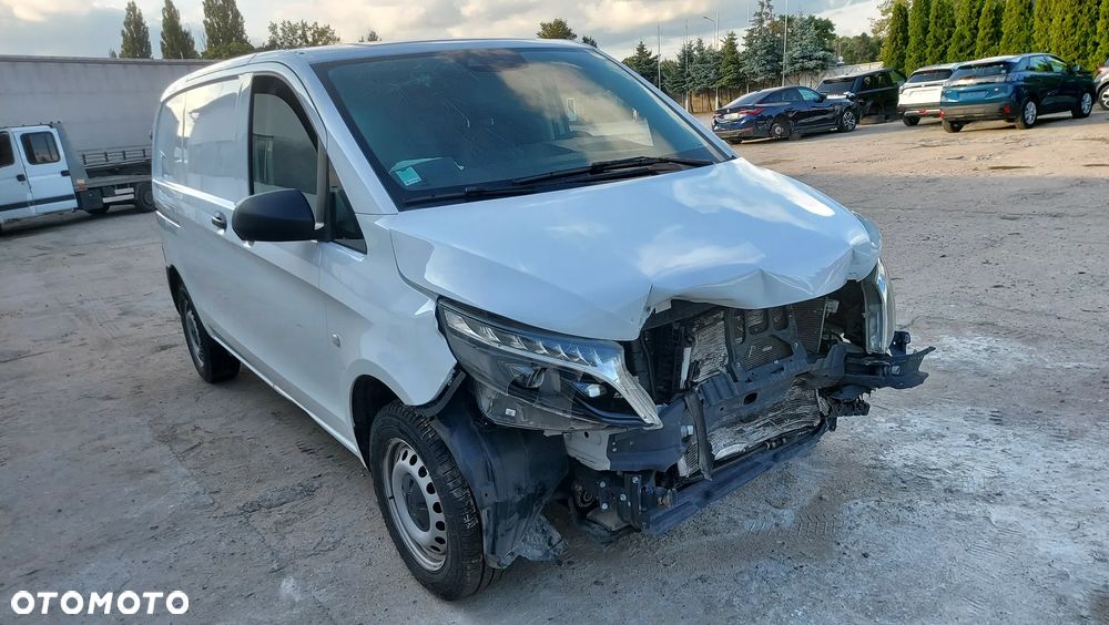 Mercedes-Benz Vito - 10