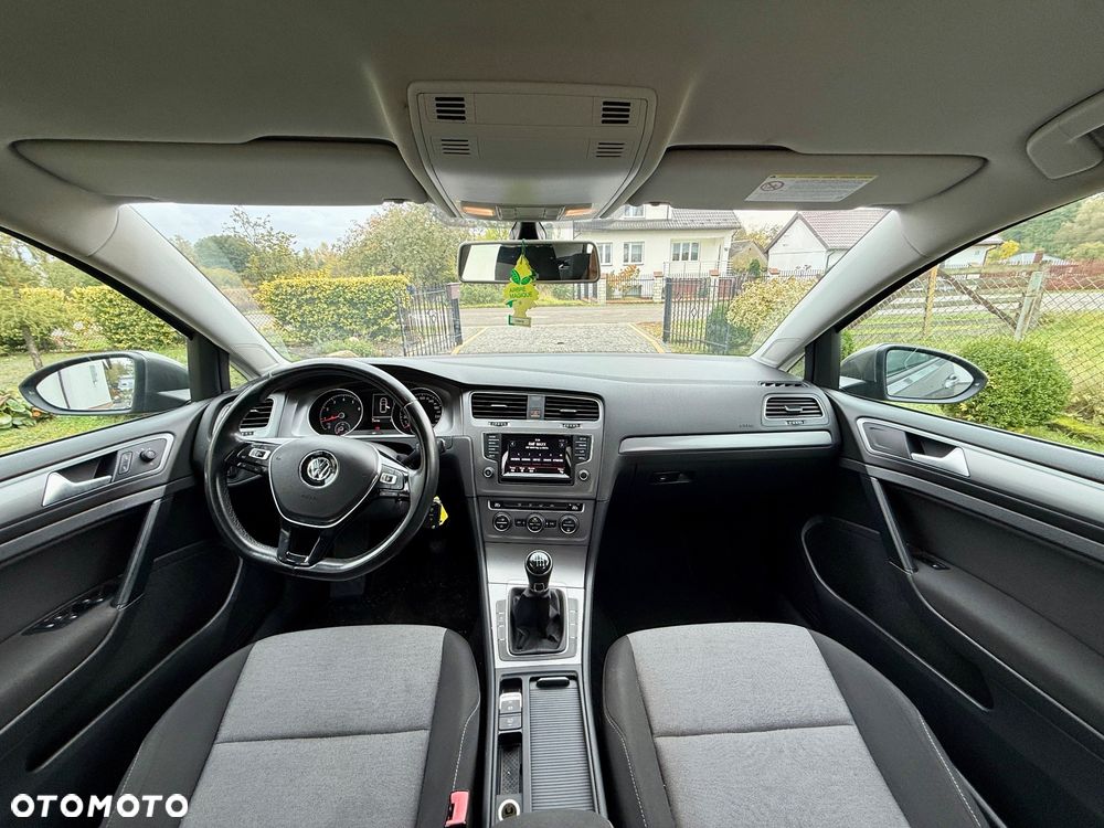 Volkswagen Golf 1.2 TSI BMT Trendline - 23
