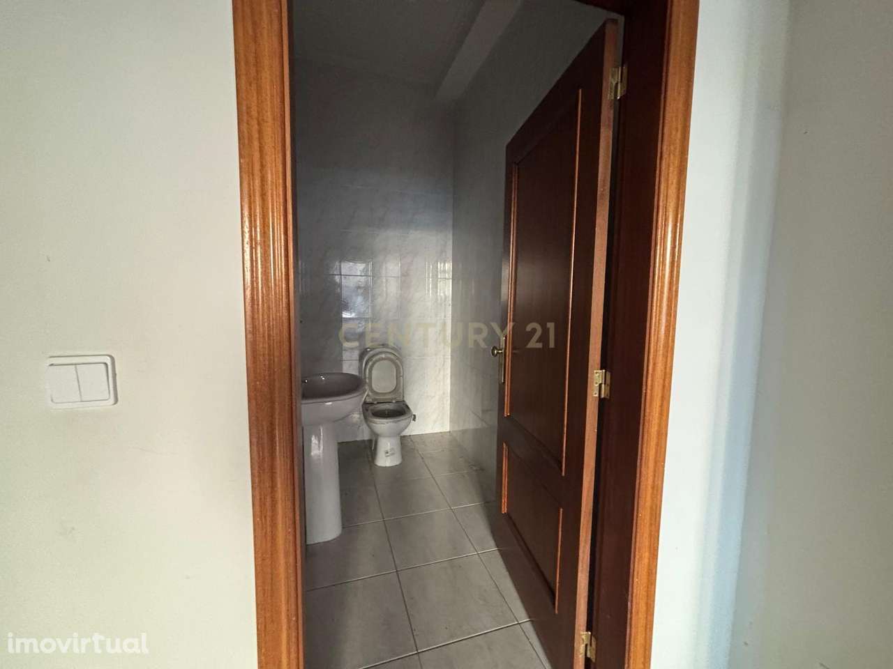 Loja com 84m2 em Mirandela - Grande imagem: 4/6