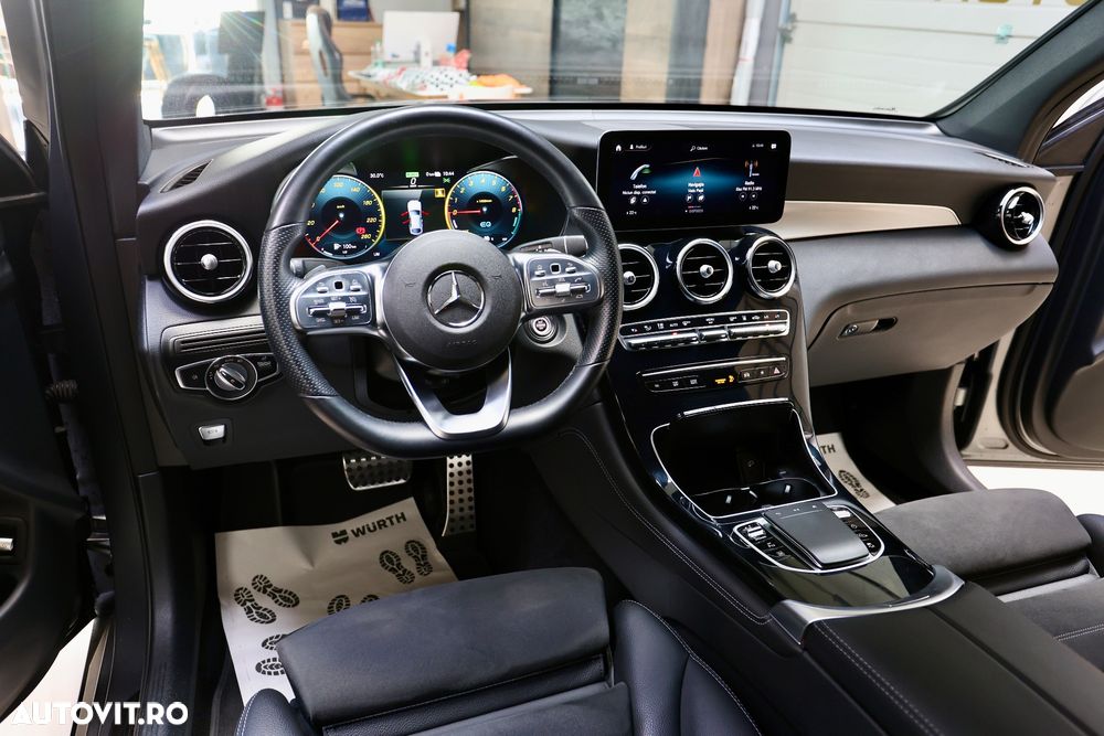 Mercedes-Benz GLC Coupe 300 e 4MATIC - 7