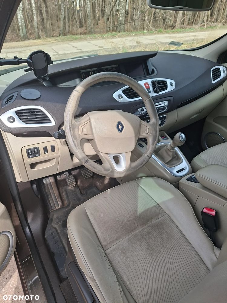 Renault Scenic 1.4 16V TCE Privilege - 18