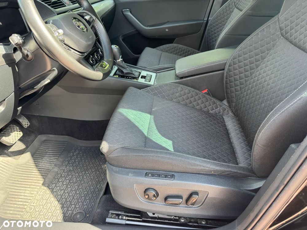 Skoda Superb 2.0 TDI SCR Ambition DSG - 13