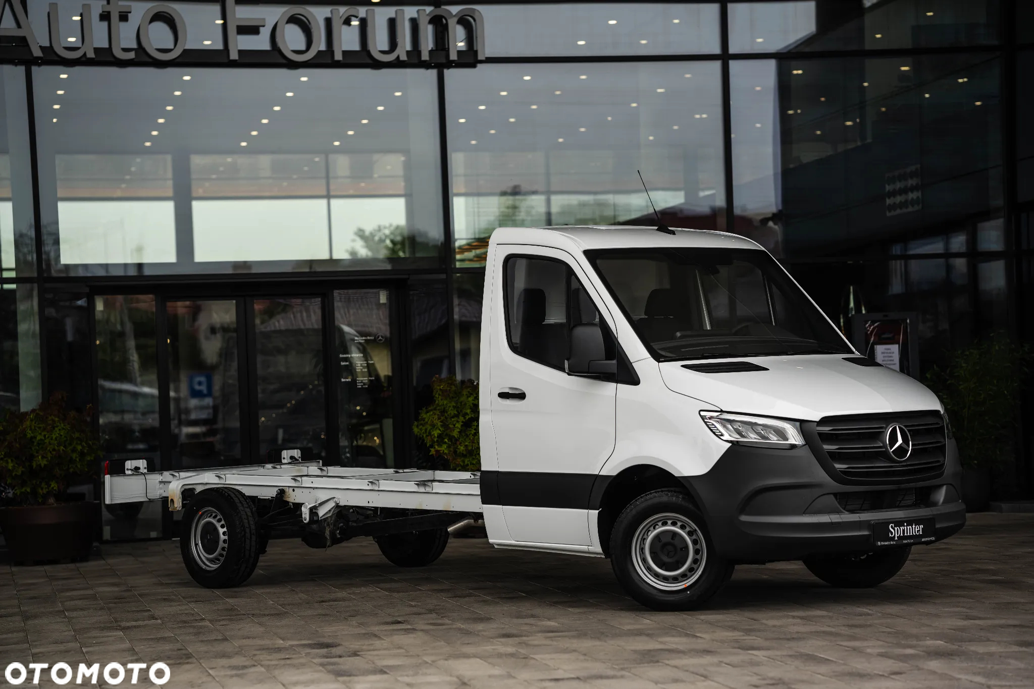 Mercedes-Benz Sprinter - 3