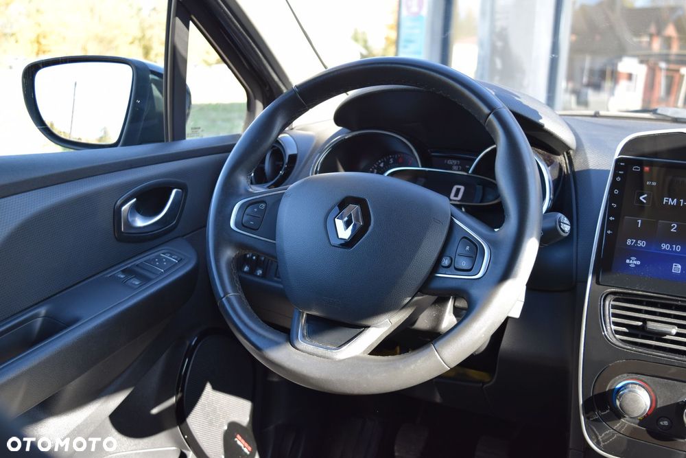 Renault Clio - 31