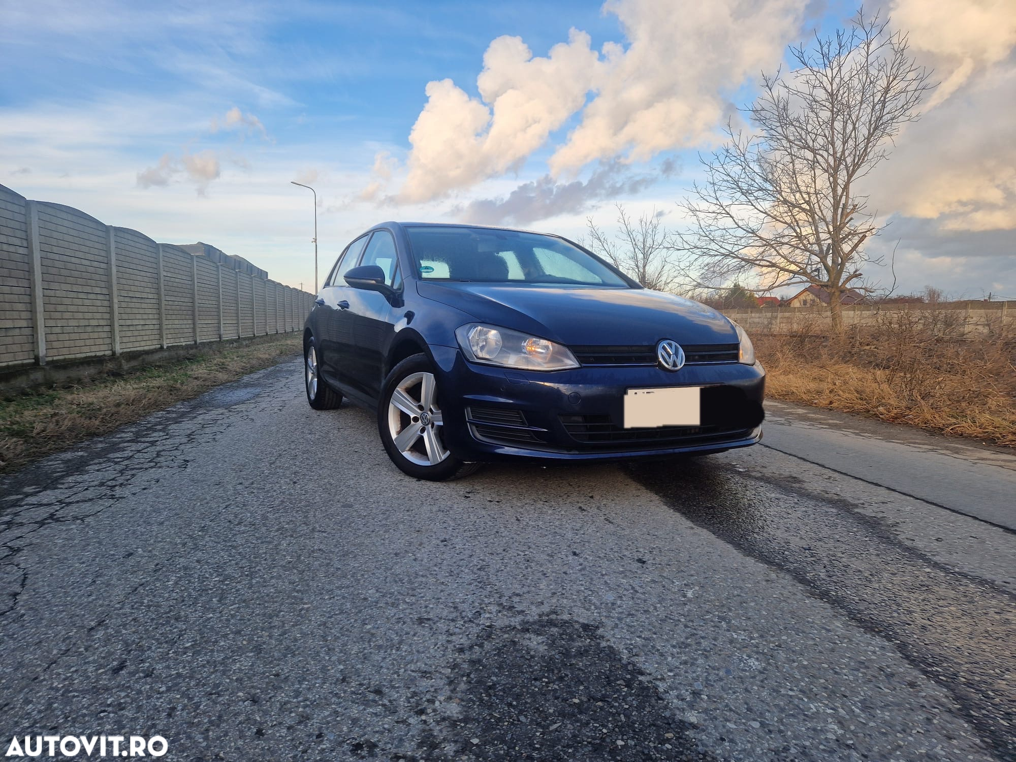 Volkswagen Golf 1.2 TSI BlueMotion Technology Comfortline - 3