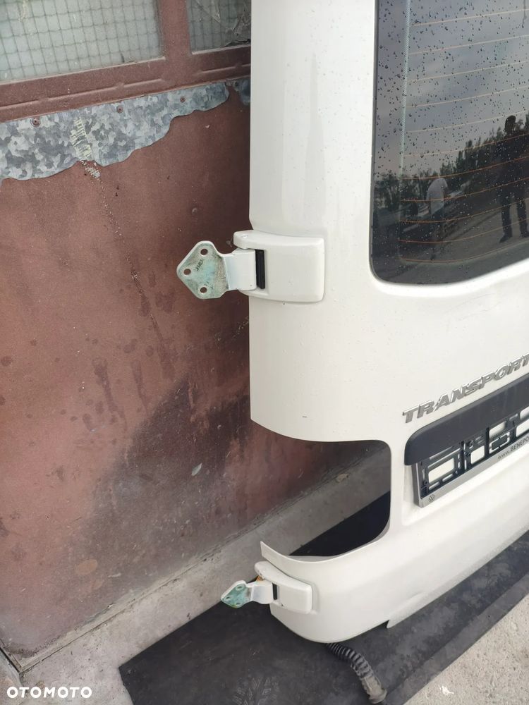 Drzwi klapy skrzydelka VW T6 - 7