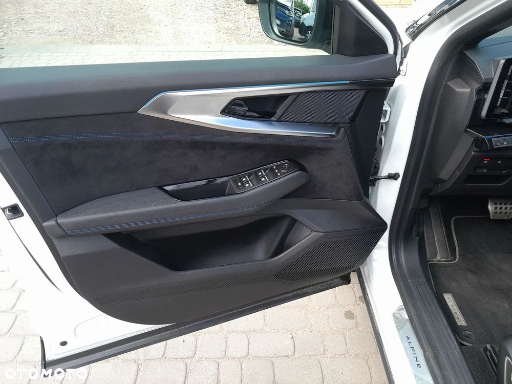 Renault Austral 1.3 TCe mHEV Techno esprit Alpine - 10