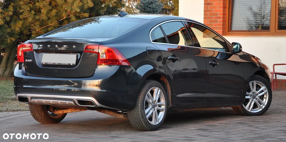 Volvo S60 D4 Geartronic - 15