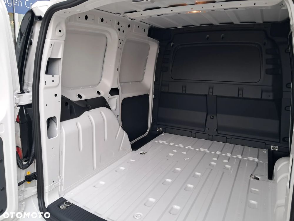 Volkswagen Caddy - 11