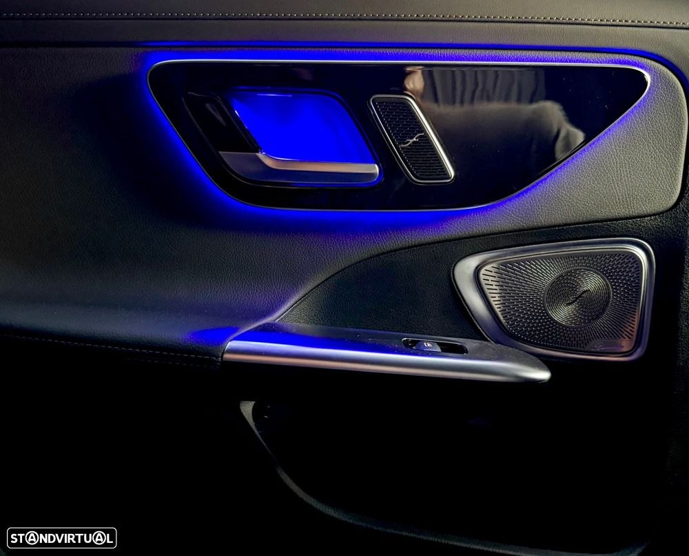 Mercedes-Benz C 300 de 4Matic T 9G-TRONIC AMG Line - 19