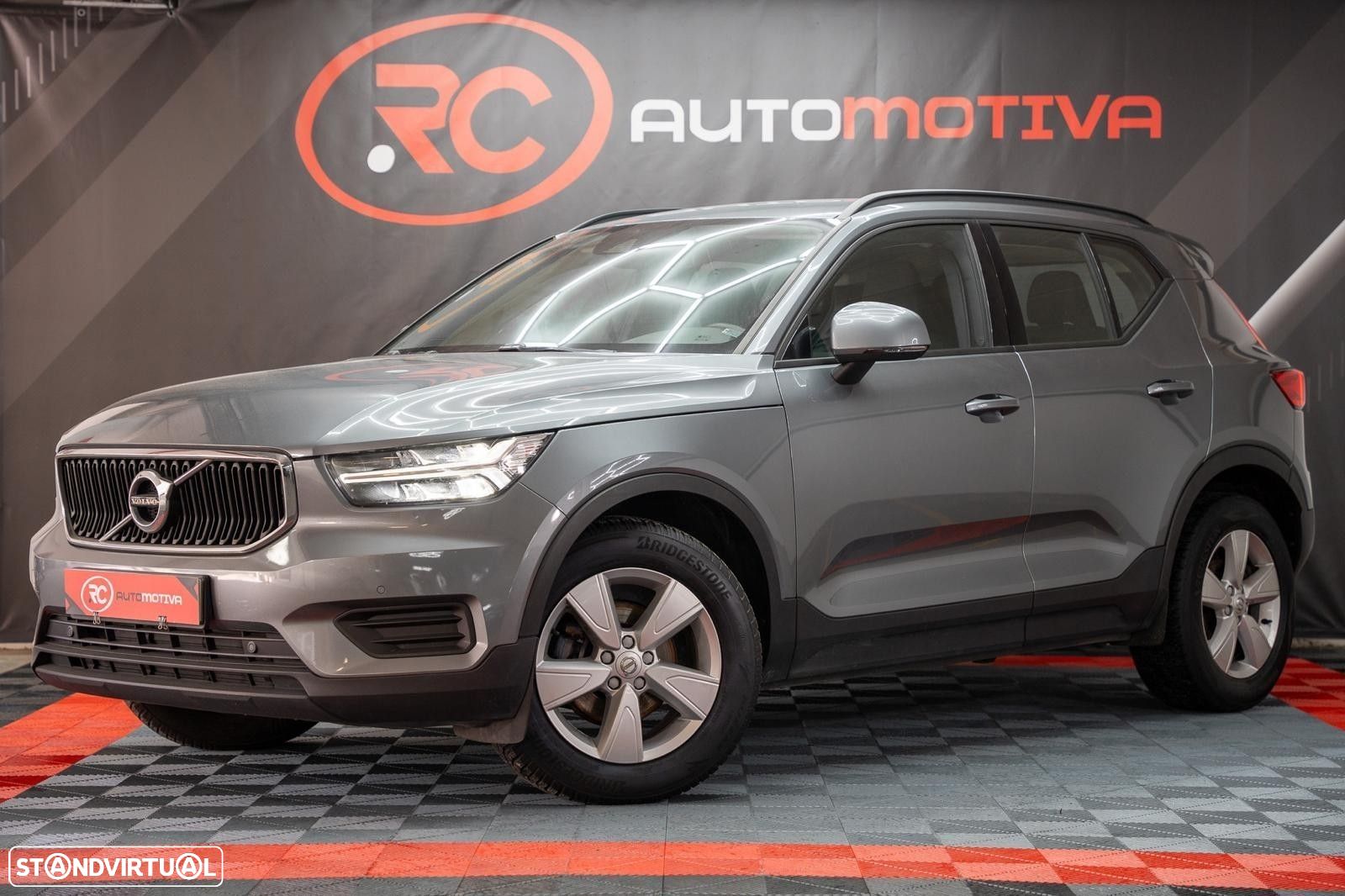 Volvo XC 40 2.0 D3 Momentum - 1