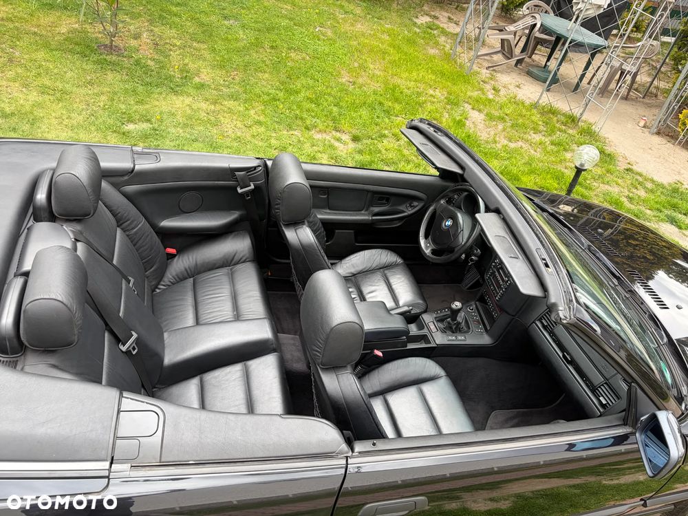 BMW Seria 3 320i - 16