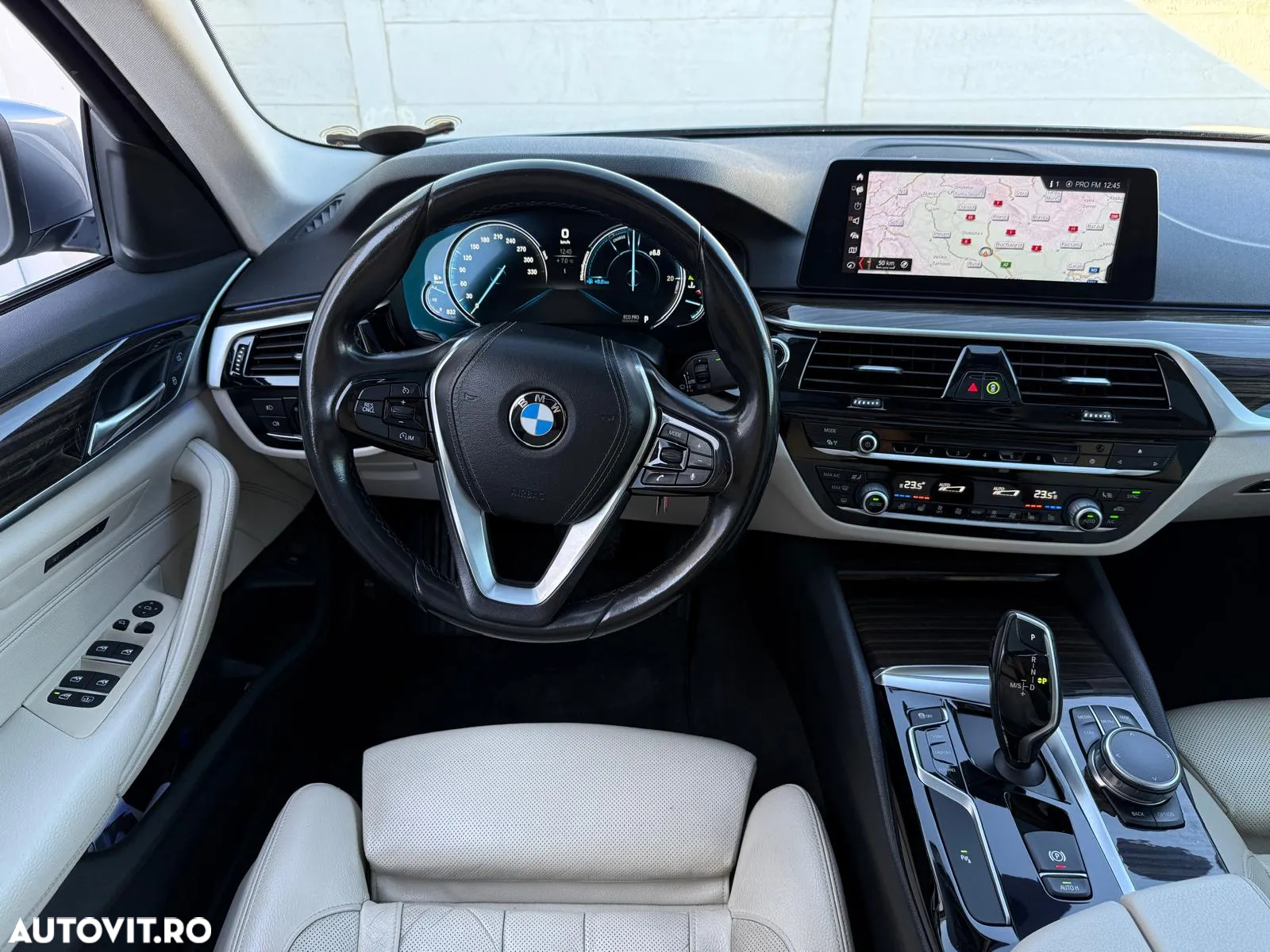 BMW Seria 5 520d AT - 9