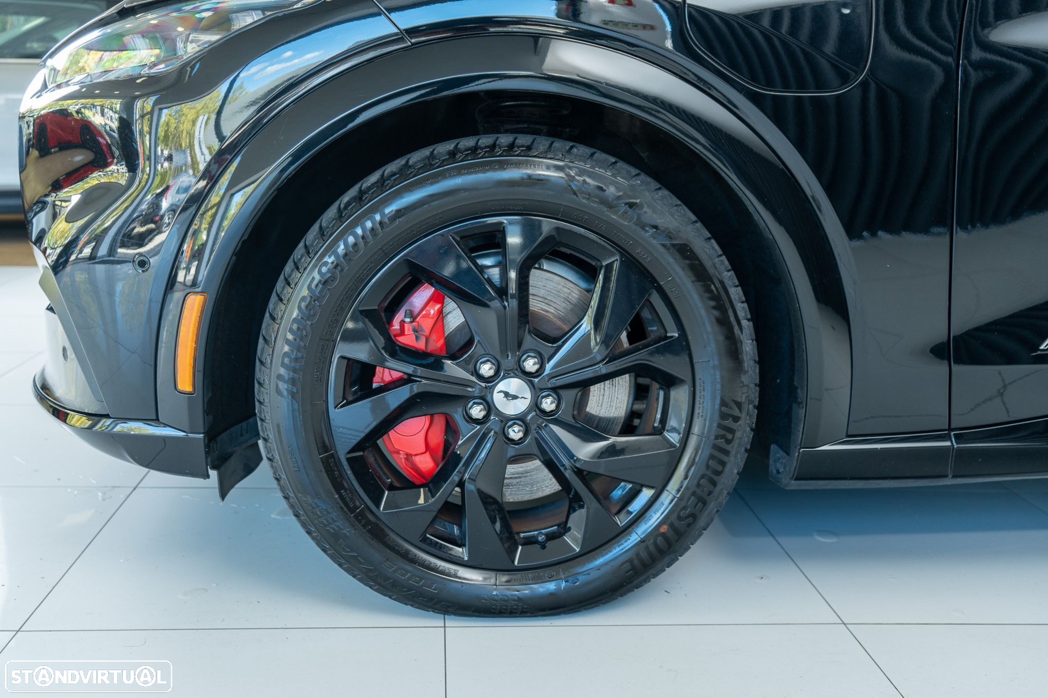 Ford Mustang Mach-E Alargada AWD - 45
