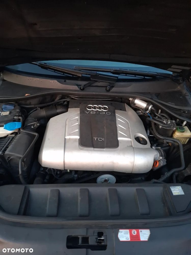 Audi Q7 3.0 TDI Quattro Tiptronic - 11