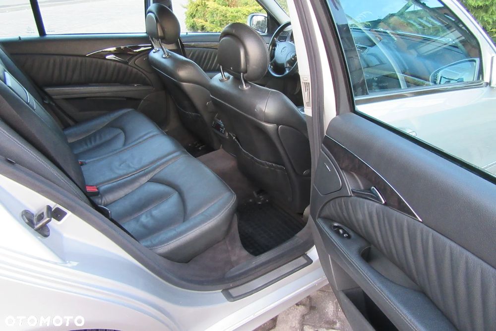 Mercedes-Benz Klasa E - 13